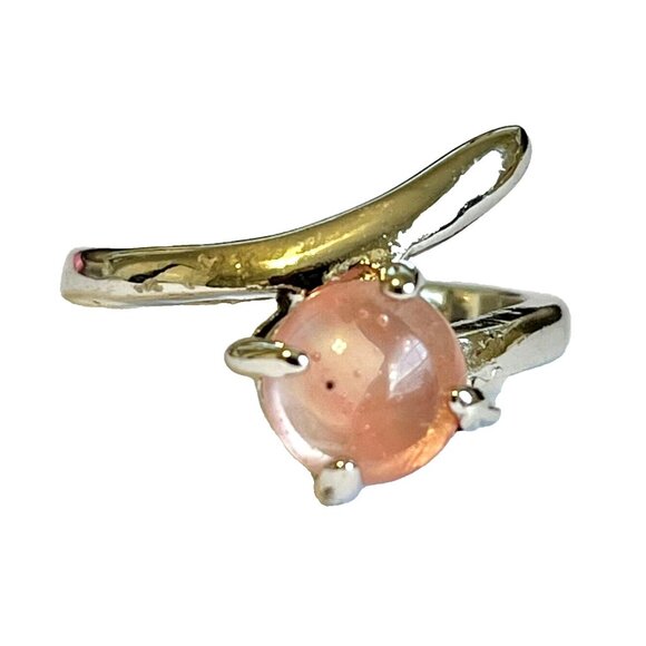Vintage Pink Quartz Stone Ring Size 8 Silver Plated Round Wrap Geometric Modern - Picture 1 of 7